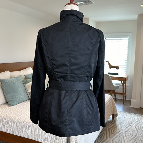 White House Black Market trench coat - Picture 6 of 12